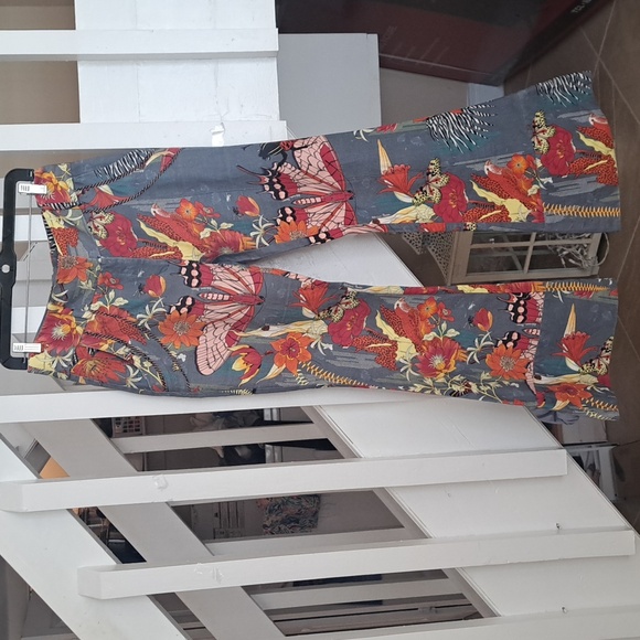 Adriana Barra Linen Floral Flare Pant with pockets and permanent seams EUC sz40 - Picture 12 of 13